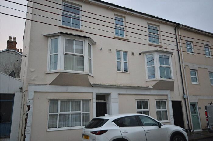 1 Bedroom Flat To Rent In Abbey House, Queen Street, Seaton, EX12