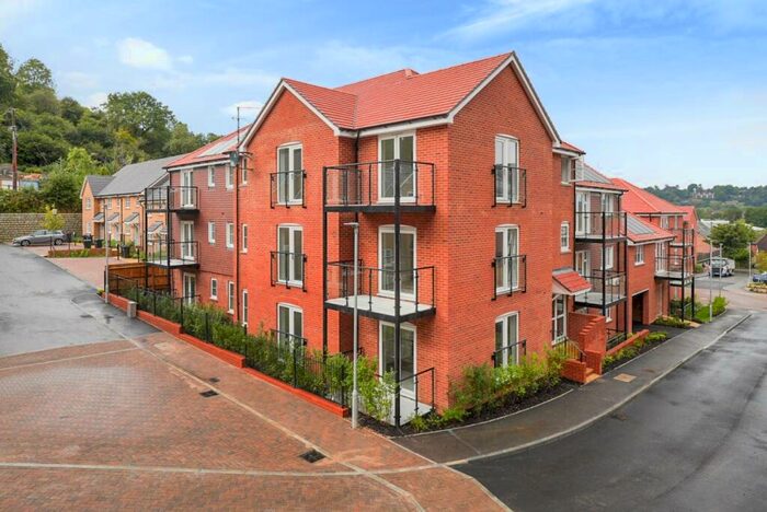 1 Bedroom Flat To Rent In Godalming, GU7