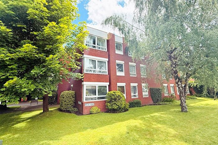 2 Bedroom Flat For Sale In Richmere Court, Mount Road, Tettenhall Wood, Wolverhampton, West Midlands, WV6
