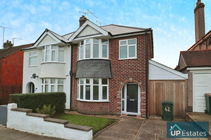 3 Bedroom Semi-Detached House To Rent In The Park Paling, Coventry, CV3