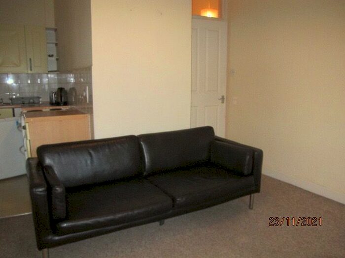 1 Bedroom Flat To Rent In Caledonian Crescent, Dalry, Edinburgh, EH11
