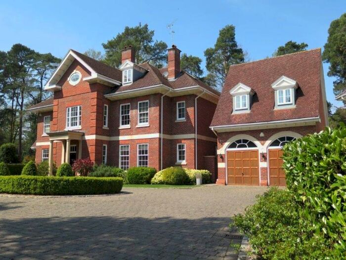 6 Bedroom Property To Rent In The Chase, Ascot, Berkshire, SL5