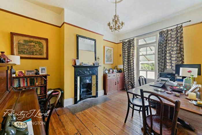 4 Bedroom Terraced House For Sale In Barry Avenue, London, N15