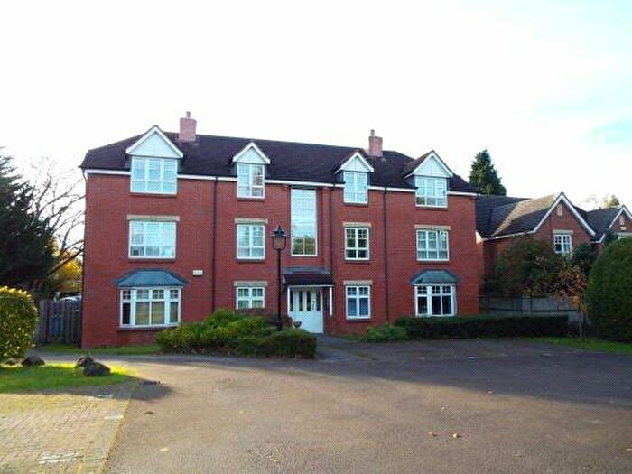 2 Bedroom Flat To Rent In Thorpe Court, Solihull, West Midlands, B91
