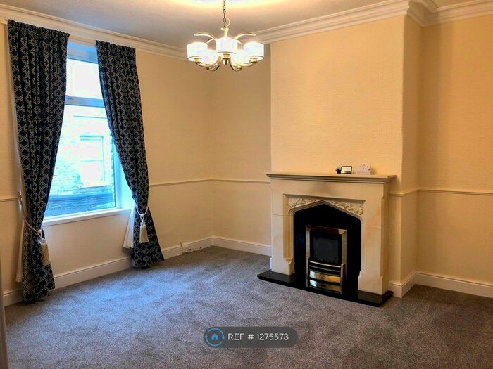 3 Bedroom Terraced House To Rent In Catherine Street, Elland HX5