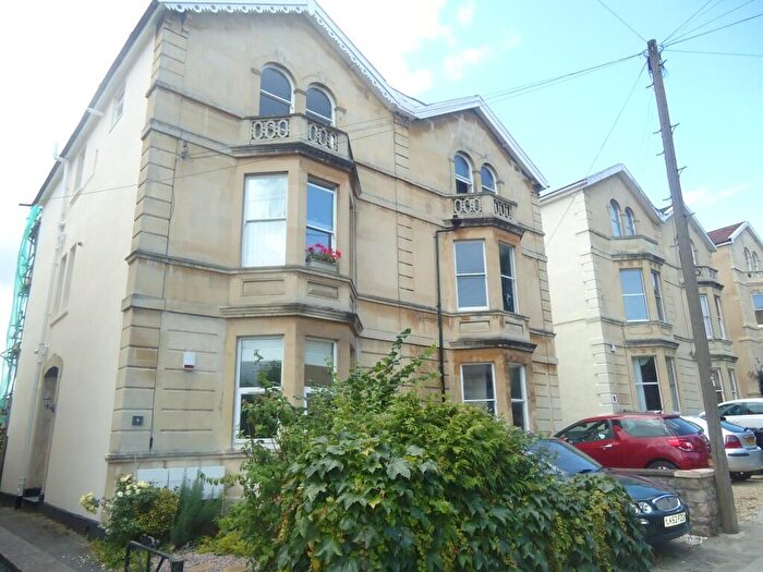 2 Bedroom Apartment To Rent In Redland, West Shrubbery, BS6