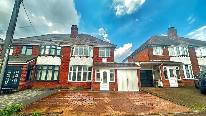 5 Bedroom Semi-Detached House To Rent In Turnbull Drive, Leicester, Leicestershire, LE3