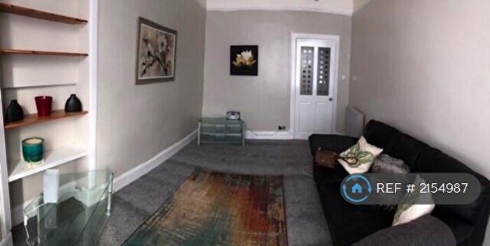 1 Bedroom Flat To Rent In Thornwood Avenue, Glasgow, G11