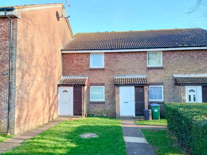 1 Bedroom Maisonette To Rent In Hoddern Avenue, Peacehaven, BN10