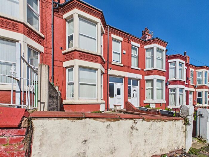 4 Bedroom Terraced House For Sale In St Vincents Road, Wirral, CH44