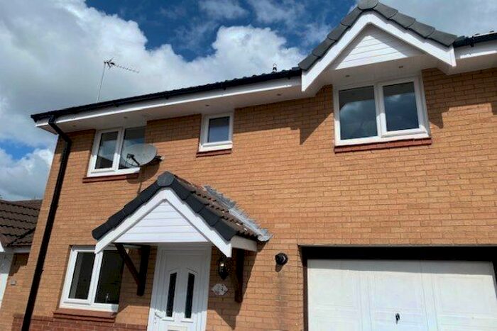 2 Bedroom Property To Rent In Wrexham Close, Warrington, WA5
