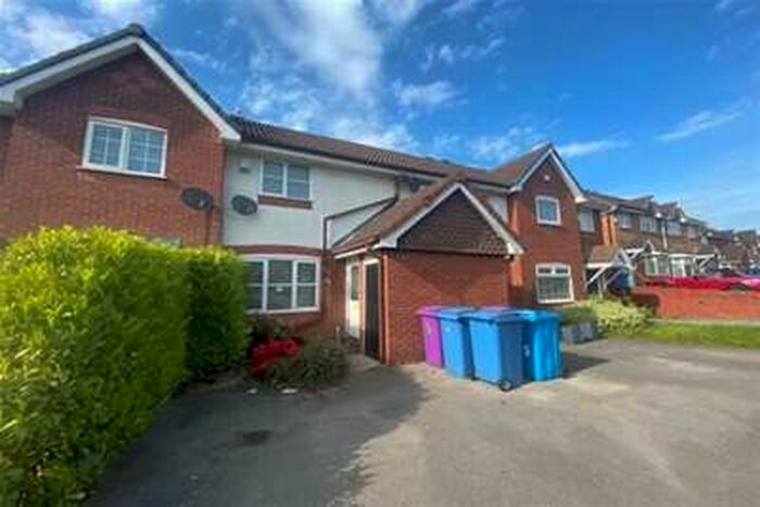 2 Bedroom House To Rent In Longdown Road, L10