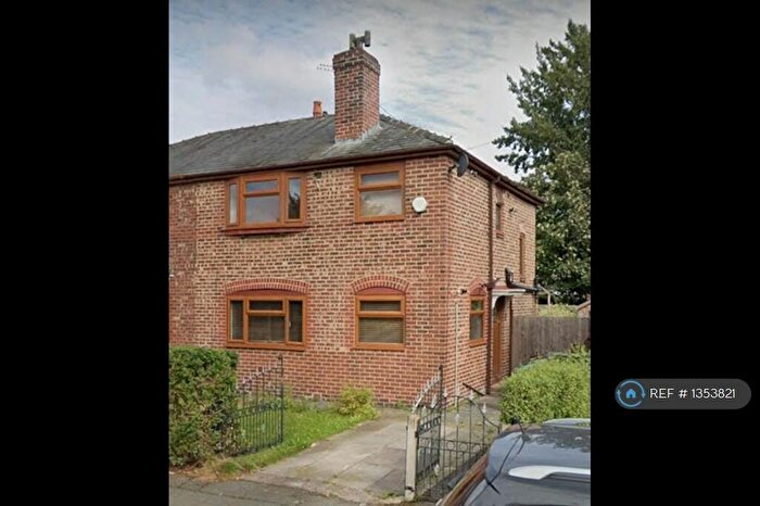 3 Bedroom Semi-Detached House To Rent In Lindleywood Road, Manchester, M14