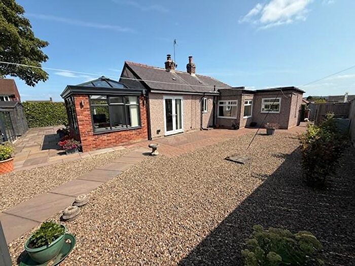 3 Bedroom Detached Bungalow For Sale In Homedale, Prudhoe, NE42