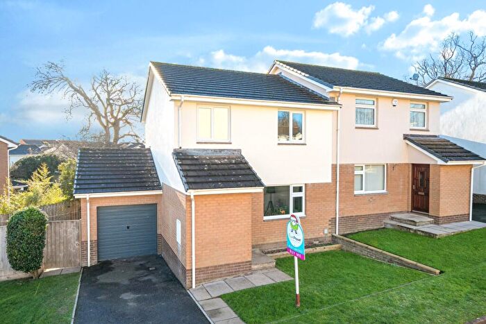 3 Bedroom Semi Detached House For Sale In Barlow Road, Barnstaple, Devon, EX31