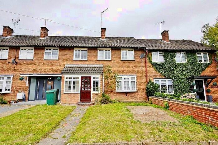 3 Bedroom Terraced House To Rent In Knights Way, Brentwood, CM13