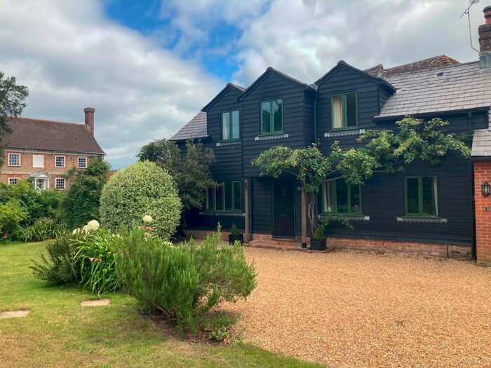 2 Bedroom Barn Conversion To Rent In Church Street, Fletching, TN22