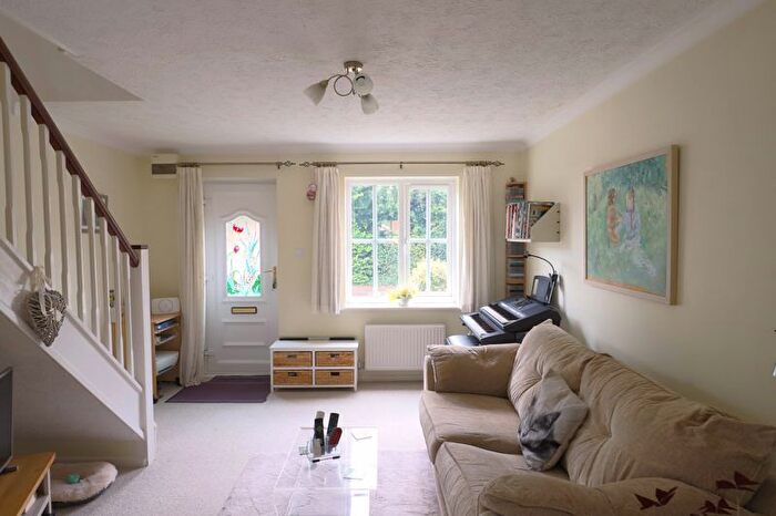 2 Bedroom End Of Terrace House For Sale In Oak Close, Exminster, EX6