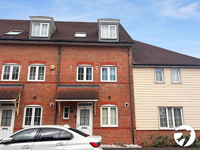 3 Bedroom Terraced House To Rent In Laurence Rise, Dartford, Kent, DA2