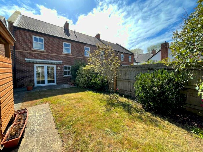 3 Bedroom End Of Terrace House To Rent In Gate Reach, Exeter, Devon, EX2