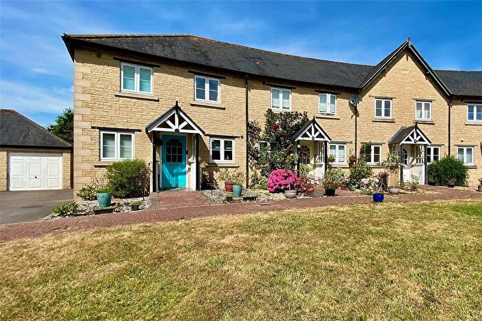 3 Bedroom End Of Terrace House For Sale In Bramble Way, Common Road, Wincanton, BA9