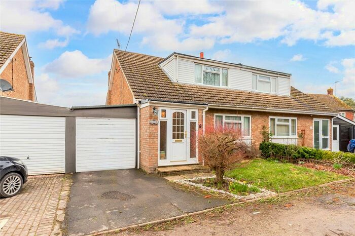 3 Bedroom Semi-Detached House For Sale In Main Street, Grendon Underwood, Aylesbury, HP18