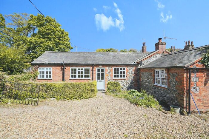 2 Bedroom Bungalow For Sale In School Lane, Harpley, King's Lynn, Norfolk, PE31
