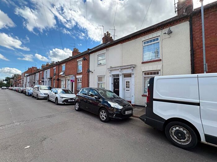 3 Bedroom Terraced House To Rent In Lower Thrift Street, Northampton, NN1
