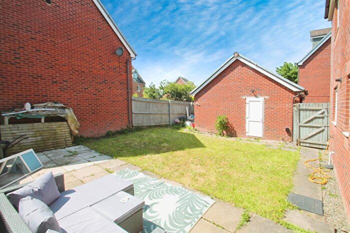 6 Bedroom Detached House For Sale In Cleobury Meadows, Cleobury Mortimer, Kidderminster, DY14