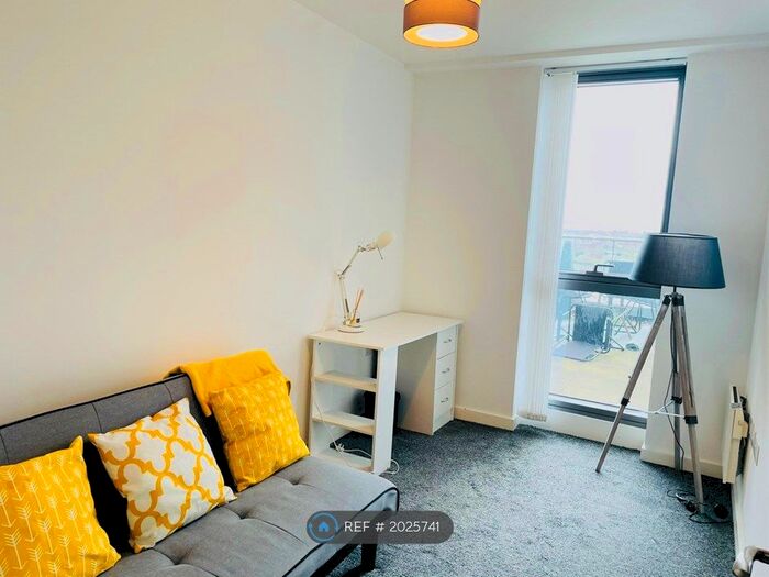 2 Bedroom Flat To Rent In Alexandra Tower, Liverpool, L3