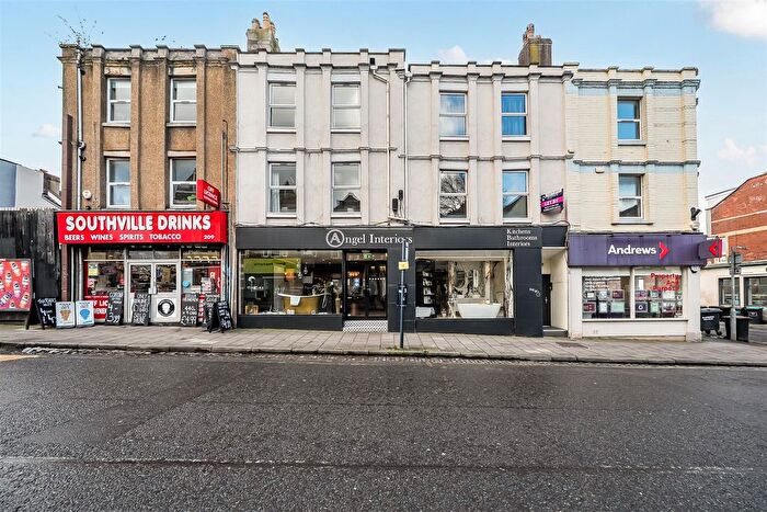 1 Bedroom Flat To Rent In North Street, Bedminster, Bristol, BS3