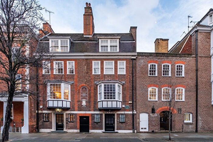 5 Bedroom Terraced House To Rent In Tufton Street, London, SW1P