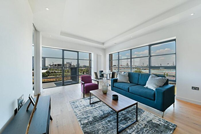 2 Bedroom Flat For Sale In Amelia House, London City Island, E14