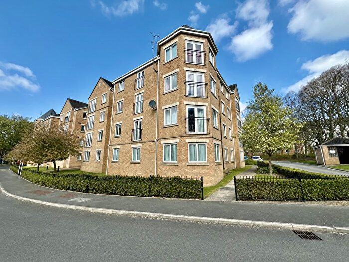 2 Bedroom Flat To Rent In Leeds, West Yorkshire, LS14
