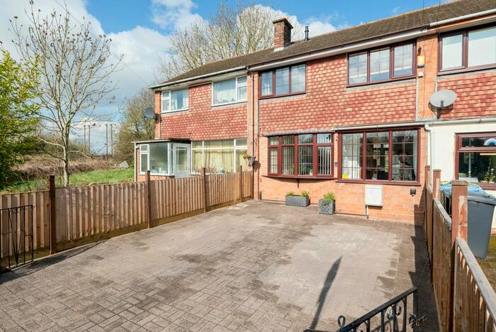3 Bedroom Terraced House For Sale In The Model Village, Long Itchington, Southam, CV47