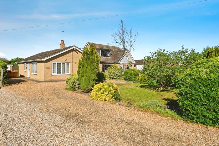 3 Bedroom Detached Bungalow For Sale In Church Road, Walpole St Peter, Wisbech, PE14