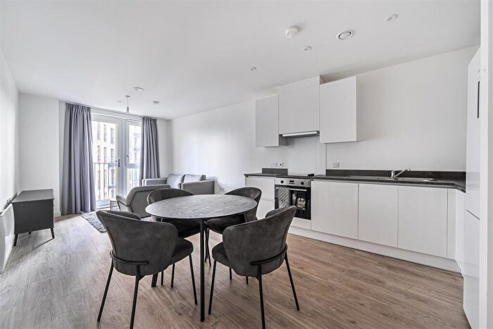 2 Bedroom Apartment To Rent In Belgrave Village, Birmingham, B12