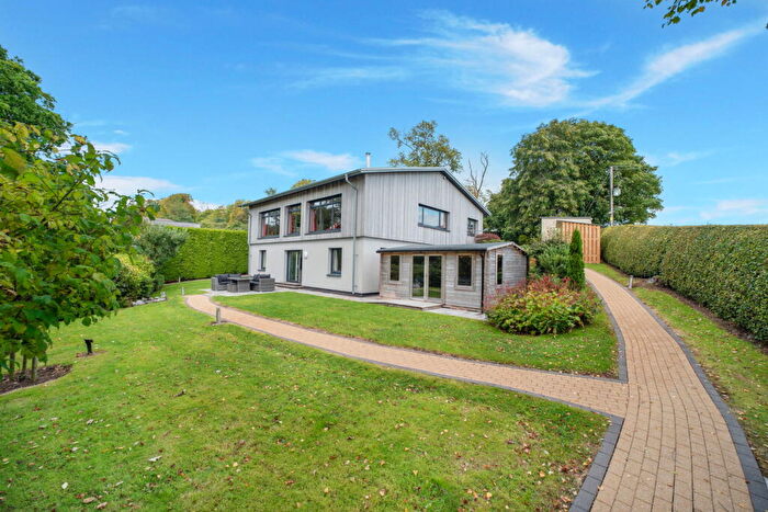 5 Bedroom Detached House For Sale In Lochanhead, Dumfries, DG2