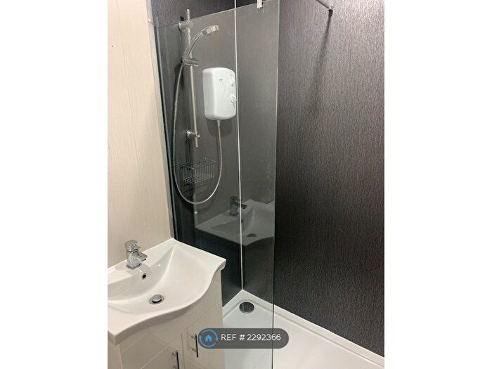 1 Bedroom Flat To Rent In James Street, Glasgow, G40