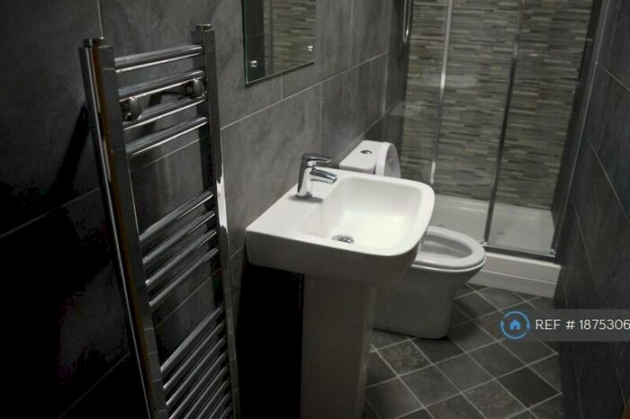 5 Bedroom Detached House To Rent In Cloister Street, Nottingham, NG7