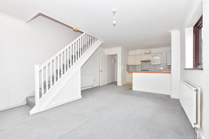 1 Bedroom Duplex For Sale In Harold Street, Dover, Kent, CT16