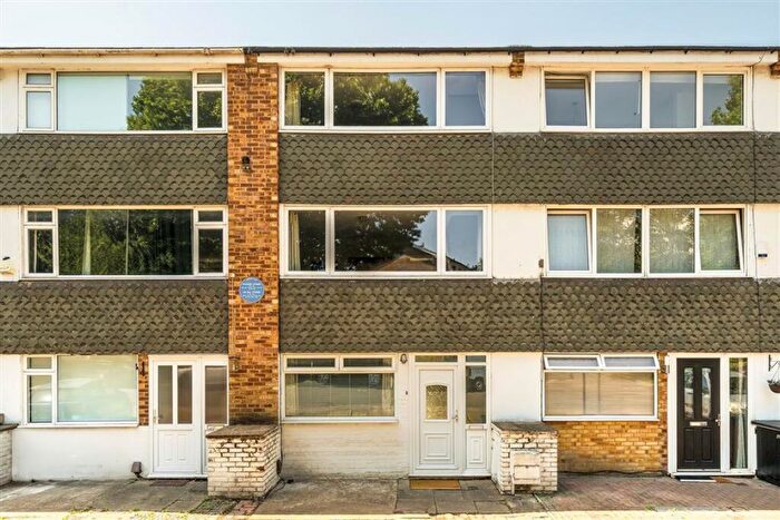 4 Bedroom Terraced House For Sale In Leyland Road, Lee, SE12