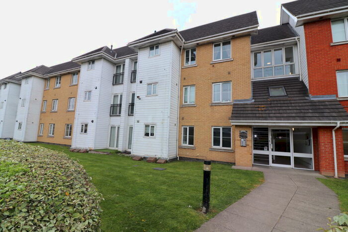 2 Bedroom Apartment To Rent In Gower Place, Chafford Hundred, RM16