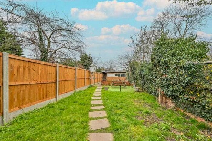 2 Bedroom Terraced House To Rent In Bedford Road, London N9