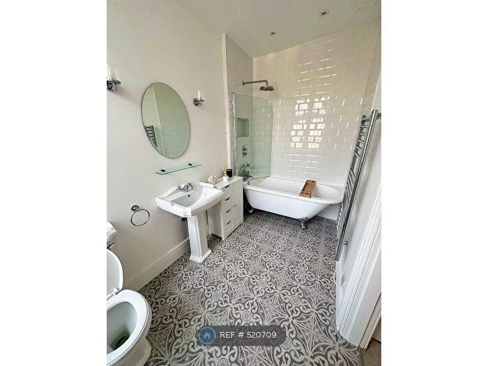 2 Bedroom Flat To Rent In Cheam Road, Sutton, SM1