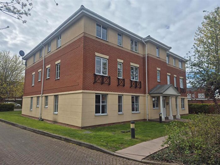 2 Bedroom Apartment To Rent In King Street, Old Hill, B64