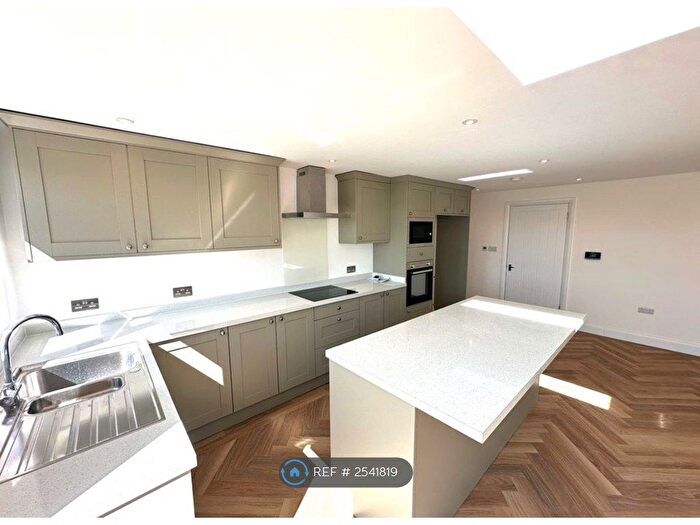 4 Bedroom Semi-Detached House To Rent In Peasecroft, Cottered, Buntingford, SG9