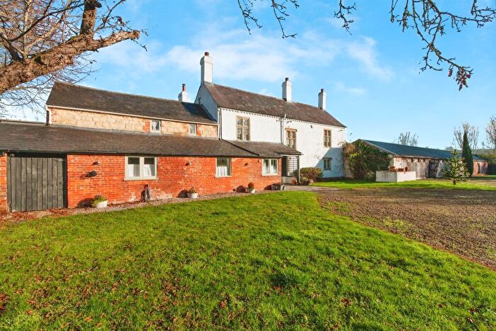 6 Bedroom Detached House For Sale In Mill Lane, Hawkeridge, Westbury, BA13