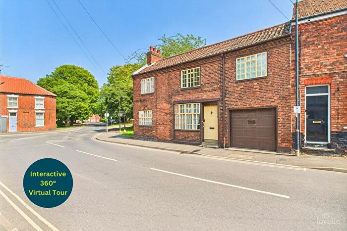 2 Bedroom End Of Terrace House For Sale In Whitecross Street, Barton-upon-Humber, North Lincolnshire, DN18