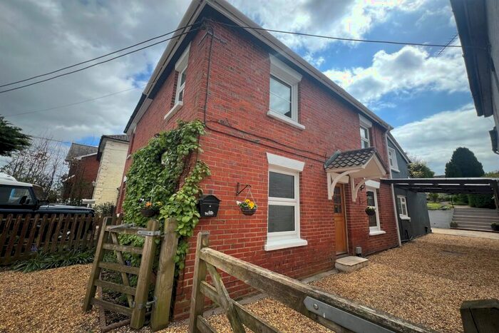 3 Bedroom Semi-Detached House For Sale In Porton, SP4